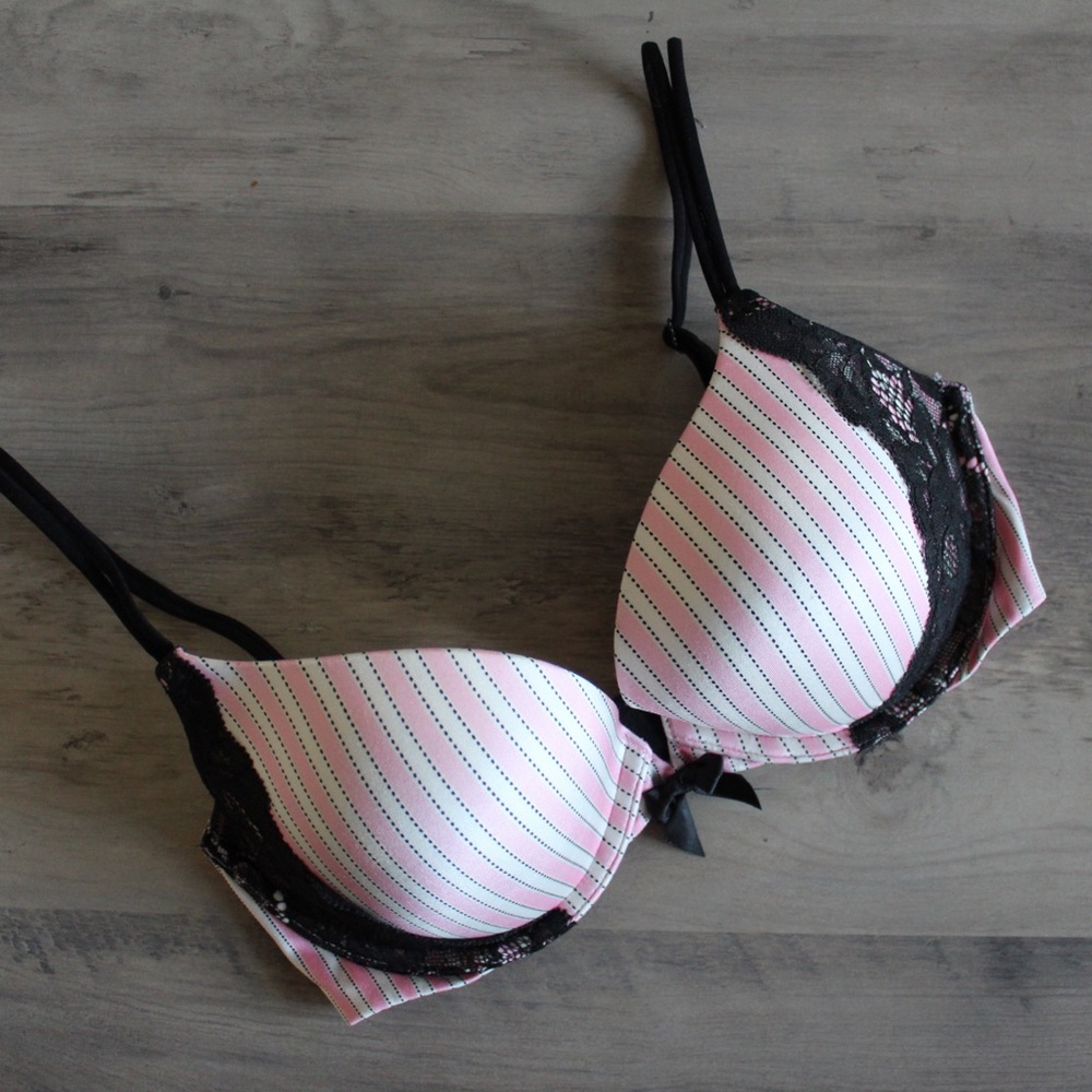 Victoria’s Secret Very Sexy Push Up Bra